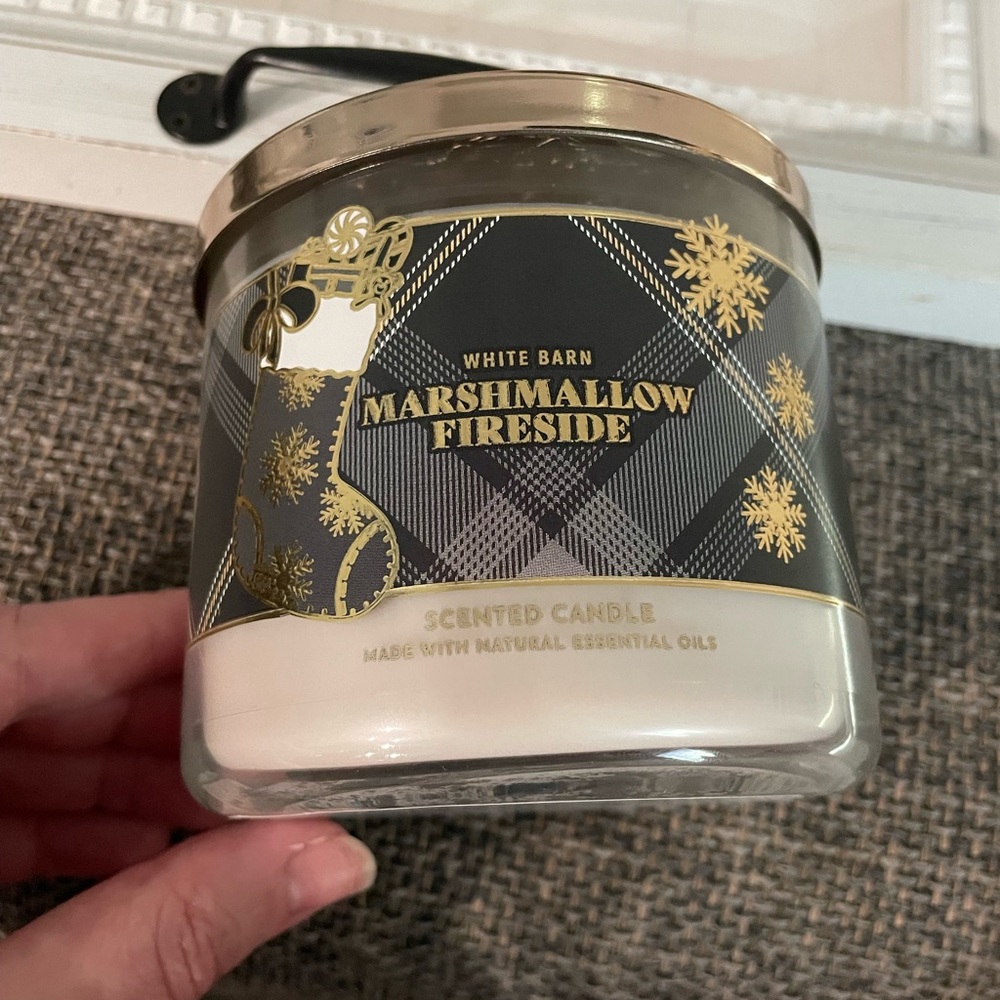 NWT BBW Marshmallow Fireside Candle